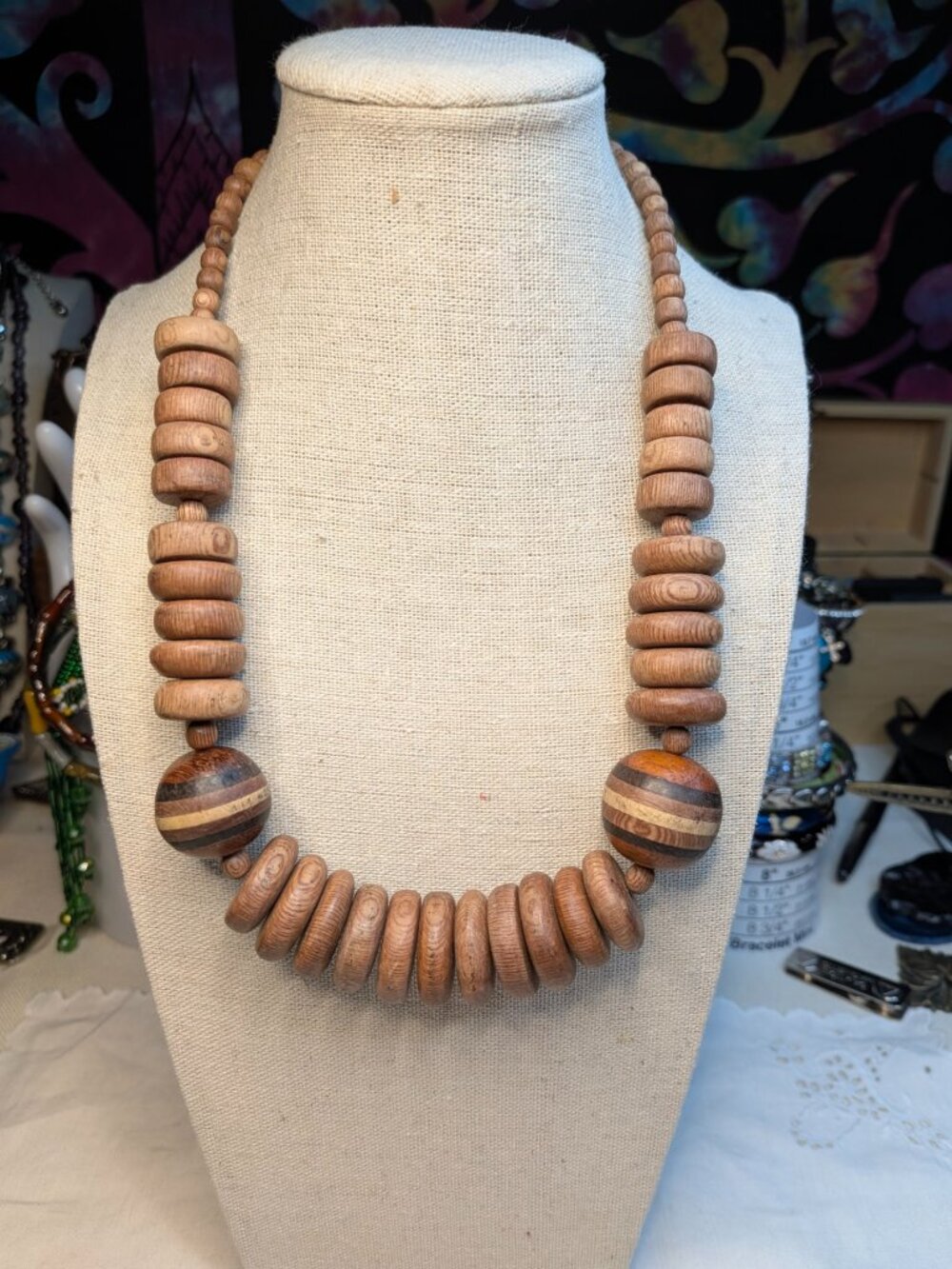 Vintage 1970s Chunky Wood Bead Statement Necklace 20"